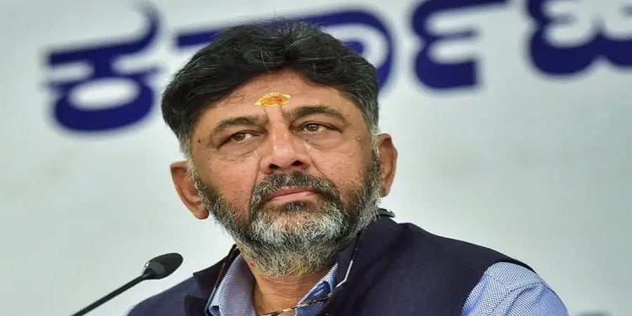 ಪೇಸಿಎಂ ಫೋಸ್ಟರ್ ವಿವಾದ: ಸಿಎಂ ಬೊಮ್ಮಾಯಿ ಗಾಬರಿಯಾಗಿರುವುದು ಏಕೆ? ಡಿಕೆಶಿ ಪ್ರಶ್ನೆ