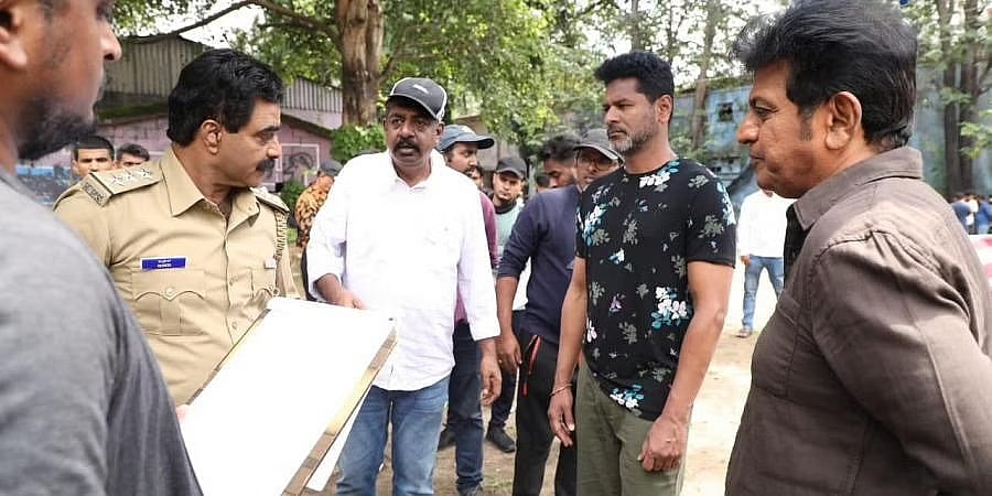 ಯೋಗರಾಜ್ ಭಟ್ಟರ ಮುಂದಿನ ಸಿನಿಮಾ ಟೈಟಲ್ ಫಿಕ್ಸ್: 'ಕರಟಕ-ದಮನಕ' ಶೀರ್ಷಿಕೆ ರಿವೀಲ್!