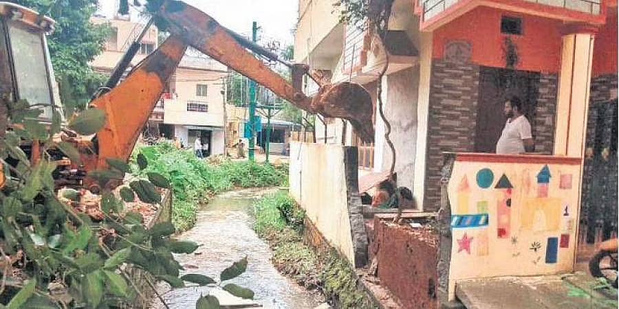 ಬೆಂಗಳೂರು: ಪ್ರವಾಹದ ನಂತರ 696 ಒತ್ತುವರಿಗಳನ್ನು ಗುರುತಿಸಿ ನೋಟಿಸ್ ಜಾರಿದ ಬಿಬಿಎಂಪಿ