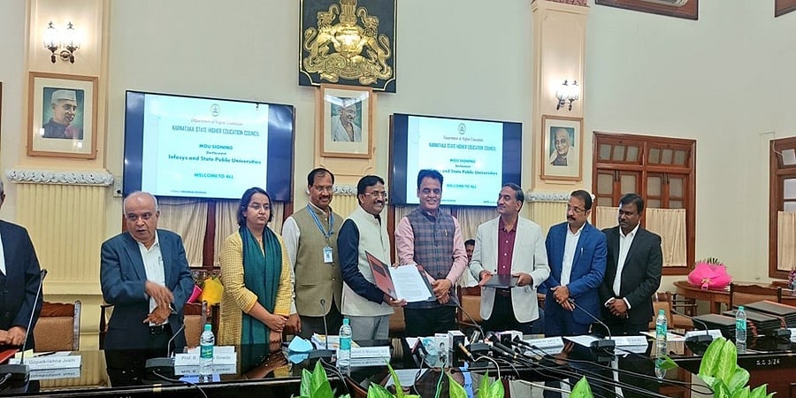 ಇನ್ಫೋಸಿಸ್ ಜೊತೆ ಉನ್ನತ ಶಿಕ್ಷಣ ಇಲಾಖೆ ಒಡಂಬಡಿಕೆ: 12,300 ಕೋರ್ಸ್ ಗಳು ಉಚಿತವಾಗಿ ಲಭ್ಯ