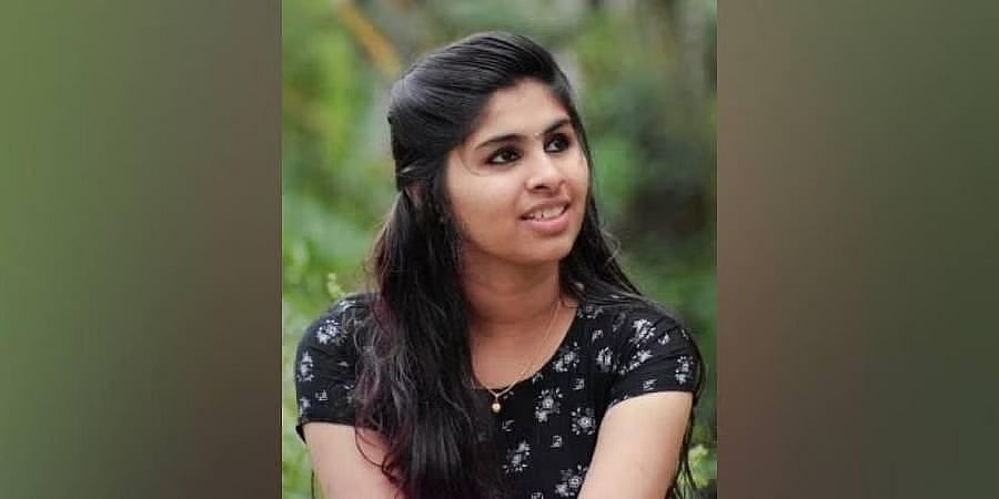 ಇಲಿ ಪಾಷಾನ ಸೇವಿಸಿ ಅಂಜುಶ್ರೀ ಸಾವು? ಪ್ರಾಥಮಿಕ ಶವಪರೀಕ್ಷೆ ವರದಿಯಲ್ಲಿ ಆತ್ಮಹತ್ಯೆಯ ಸುಳಿವು!