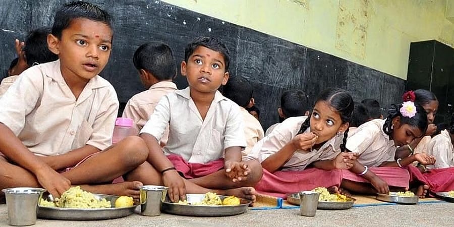 ಮೌಲ್ಯಯುತ ಜೀವನಕ್ಕೆ ಅಡಿಪಾಯ: ಶಾಲೆಯಲ್ಲಿ ಮಕ್ಕಳಿಗೆ ಧಾರ್ಮಿಕ ಪಠ್ಯ -ಸಾತ್ವಿಕ ಆಹಾರ; ಮುಂದಿನ ಶೈಕ್ಷಣಿಕ ವರ್ಷದಿಂದಲೇ ಜಾರಿ?