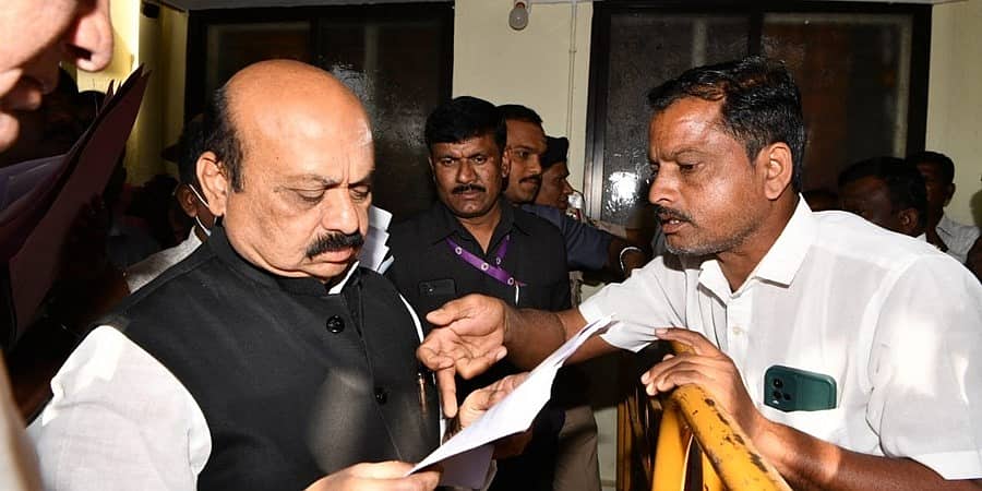 ಸ್ಯಾಂಟ್ರೋ ರವಿಯ ಆಸ್ತಿಪಾಸ್ತಿಗಳನ್ನು ಮುಟ್ಟುಗೋಲು ಹಾಕಿಕೊಳ್ಳುವ ಕೆಲಸ ಮಾಡುತ್ತಿದ್ದೇವೆ, ಸ್ಯಾಂಟ್ರೋ ರವಿ ದಂಧೆ ಕಾಂಗ್ರೆಸ್ ಅಧಿಕಾರದಲ್ಲಿಯೇ ನಡೆದಿರುವುದು : ಸಿಎಂ ಬೊಮ್ಮಾಯಿ