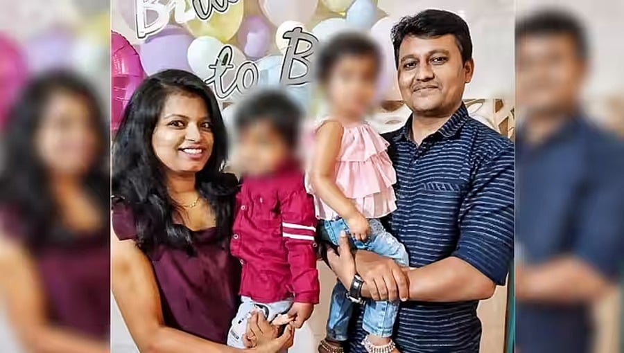 ಮೆಟ್ರೋ ಪಿಲ್ಲರ್ ದುರಂತ: ಗುತ್ತಿಗೆದಾರರ ಲೈಸೆನ್ಸ್ ರದ್ದುಪಡಿಸುವವರೆಗೂ ಶವ ತೆಗೆದುಕೊಳ್ಳಲ್ಲ; ಮೃತ ತೇಜಸ್ವಿನಿ ತಂದೆ ಪಟ್ಟು!