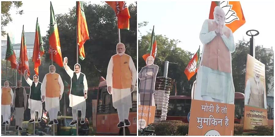 ಇಂದು ದೆಹಲಿಯಲ್ಲಿ ಪ್ರಧಾನಿ ರೋಡ್ ಶೋ: ಪ್ರಮುಖ ರಸ್ತೆಗಳಲ್ಲಿ ರಾರಾಜಿಸುತ್ತಿದೆ ಮೋದಿ ಕಟೌಟ್-ಹೋರ್ಡಿಂಗ್ಸ್ ಗಳು