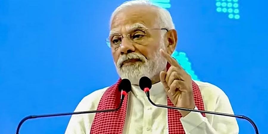 ಗಿನ್ನಿಸ್ ಪುಸ್ತಕ ಸೇರಲಿದೆ ಪ್ರಧಾನಿ ಮೋದಿ ಕಲಬುರಗಿ ಕಾರ್ಯಕ್ರಮ: 50 ಸಾವಿರ ಕುಟುಂಬಗಳಿಗೆ ಹಕ್ಕು ಪತ್ರ ವಿತರಣೆ!