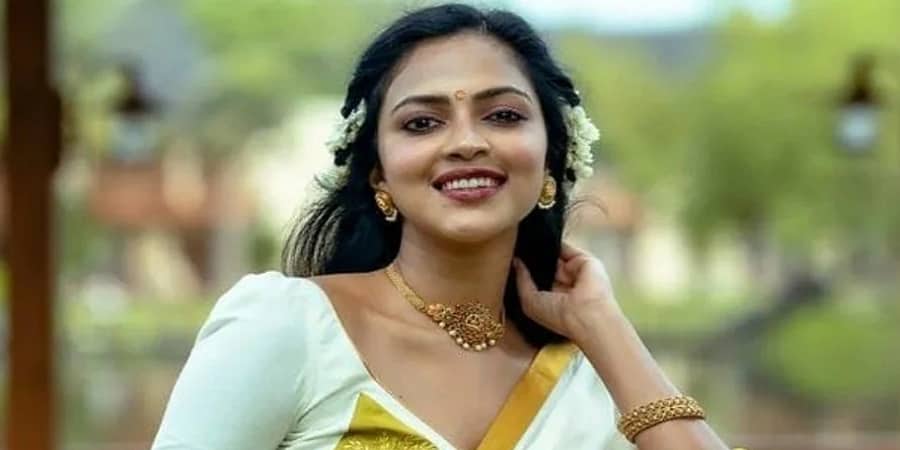 ಕೇರಳದ ದೇವಸ್ಥಾನವೊಂದಕ್ಕೆ ನಟಿ ಅಮಲಾ ಪೌಲ್ಗೆ ಪ್ರವೇಶ ನಿರಾಕರಣೆ; ಧಾರ್ಮಿಕ ತಾರತಮ್ಯ ಆರೋಪ