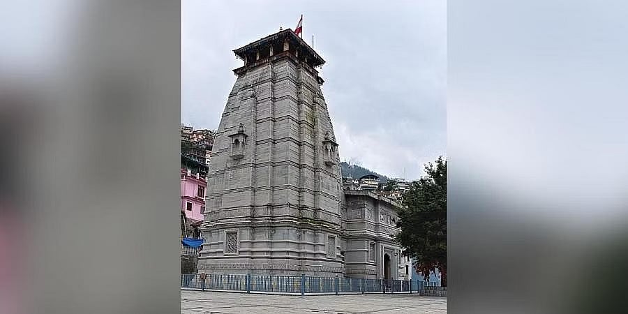 ಕುಸಿಯುತ್ತಿರುವ ಜೋಶಿಮಠದಲ್ಲಿ ಬದ್ರಿನಾಥ ದೇವಾಲಯದ ಸಂಪತ್ತು ಸಂರಕ್ಷಣೆಯದ್ದೇ ಅಧಿಕಾರಿಗಳಿಗೆ ಚಿಂತೆ!