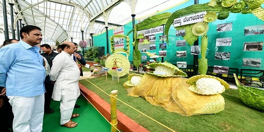 ಬೆಂಗಳೂರು ನಗರ ಇತಿಹಾಸ ಸಾರುವ ಗಣರಾಜ್ಯೋತ್ಸವ ಫಲಪುಷ್ಪ ಪ್ರದರ್ಶನ: ಲಾಲ್ ಬಾಗ್ ನಲ್ಲಿ ಸಿಎಂ ಬೊಮ್ಮಾಯಿ ಚಾಲನೆ