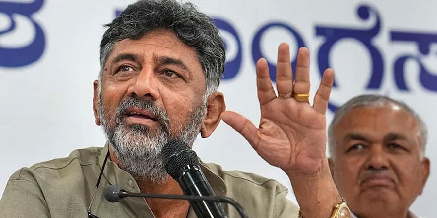 ಅವನಿಗೆ ಪ್ಯಾಂಟ್ ಬಿಚ್ಚಲು ಹೇಳಿದ್ವಾ? ಕಾಂಗ್ರೆಸ್ ಪಕ್ಷ ಹಾಳು ಮಾಡಿದ್ದೇ ಅವನು!!: ರಮೇಶ್ ಜಾರಕಿಹೊಳಿಗೆ ಡಿಕೆಶಿ ತಿರುಗೇಟು