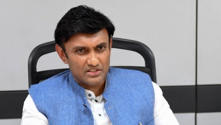 ಗುತ್ತಿಗೆ ನೌಕರರ ವೇತನ ಶೇ.15 ರಷ್ಟು ಹೆಚ್ಚಳ, ಏಪ್ರಿಲ್ 1 ರಿಂದ ಜಾರಿ