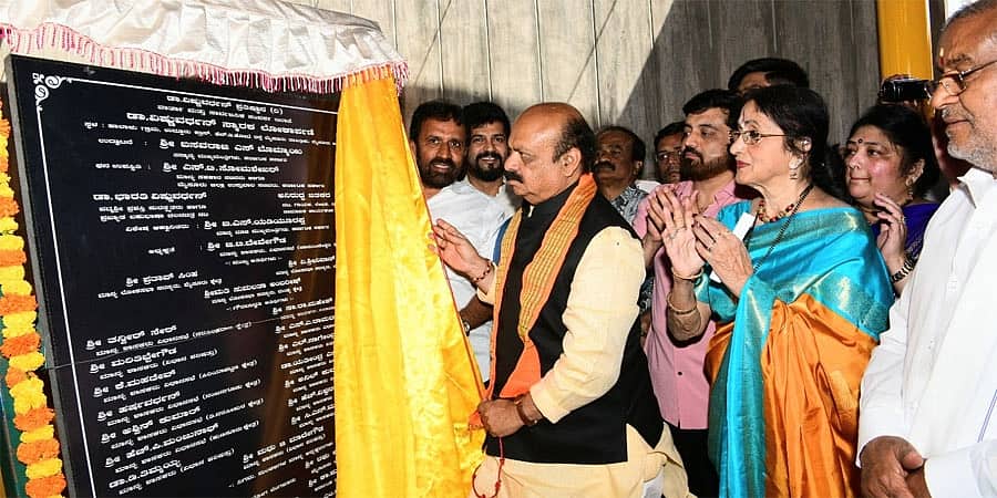ವಿಷ್ಣು ಅಭಿಮಾನಿಗಳ ಕನಸು ನನಸು: ಮೈಸೂರಲ್ಲಿ 'ವಿಷ್ಣುವರ್ಧನ್ ಸ್ಮಾರಕ' ಅನಾವರಣ