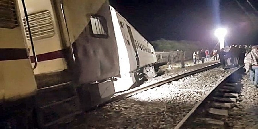 ರಾಜಸ್ಥಾನ: ಹಳಿ ತಪ್ಪಿದ ಎಕ್ಸ್ ಪ್ರೆಸ್ ರೈಲಿನ 13 ಬೋಗಿಗಳು; 26 ಮಂದಿಗೆ ಗಾಯ 