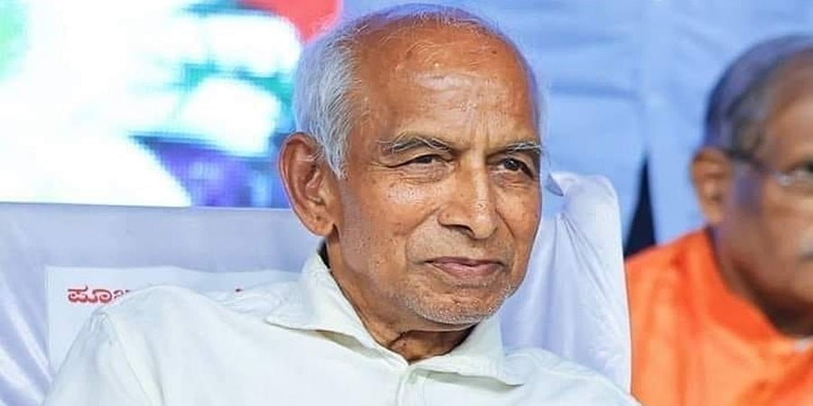 8 ವರ್ಷಗಳ ಹಿಂದೆ ಗುರುಪೂರ್ಣಿಮೆಯ ದಿನ ಸಿದ್ದೇಶ್ವರ ಶ್ರೀಗಳು ಬರೆದಿದ್ದ ಅಂತಿಮ ಅಭಿವಂದನಾ ಪತ್ರದಲ್ಲಿ ಆಶಯ ಏನಿದೆ ಗೊತ್ತೇ?