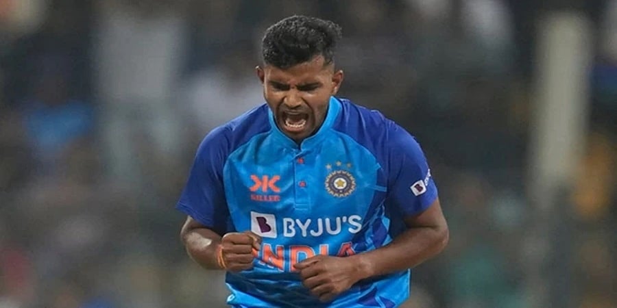 ಪ್ರವೇಶ ಪಂದ್ಯದಲ್ಲಿ ದಾಖಲೆ ನಿರ್ಮಿಸಿದ ಭಾರತದ ಬೌಲರ್ ಶಿವಂ ಮಾವಿ
