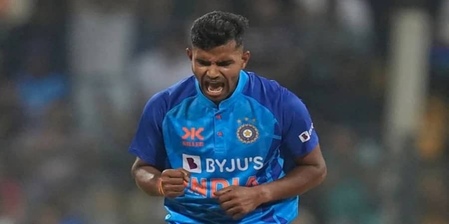 ಪ್ರವೇಶ ಪಂದ್ಯದಲ್ಲಿ ದಾಖಲೆ ನಿರ್ಮಿಸಿದ ಭಾರತದ ಬೌಲರ್ ಶಿವಂ ಮಾವಿ 