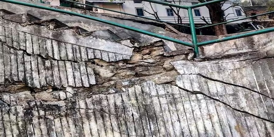 ಉತ್ತರಾಖಂಡ್ ನ ಜೋಷಿಮಠದಲ್ಲಿ ದೇವಾಲಯ ಕುಸಿತ