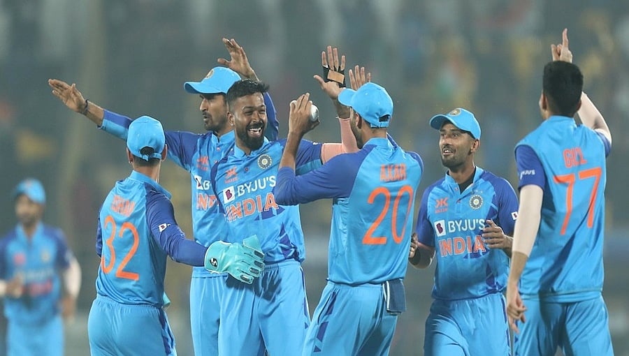 3ನೇ ಟಿ20: ಲಂಕಾ ವಿರುದ್ಧ ಟೀಂ ಇಂಡಿಯಾಗೆ ಭರ್ಜರಿ ಜಯ, ಸರಣಿ ಕೈವಶ!