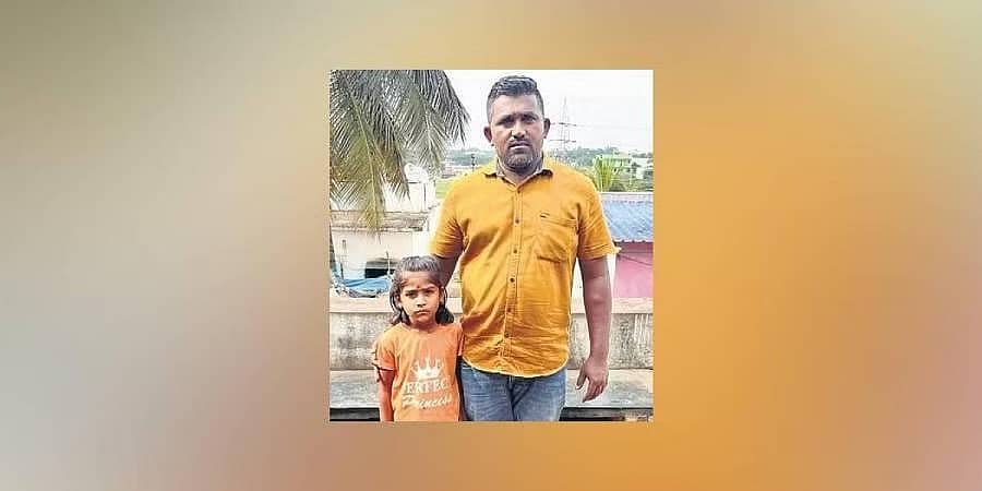 ಧಾರವಾಡ: ಪ್ರಚಾರದ ಹುಚ್ಚಿಲ್ಲದೆ ಸಹಾಯ; ಬಡ ವಿದ್ಯಾರ್ಥಿನಿಯ ಶಿಕ್ಷಣಕ್ಕೆ ಕ್ರಿಕೆಟಿಗ ಕೆ.ಎಲ್. ರಾಹುಲ್ ನೆರವು