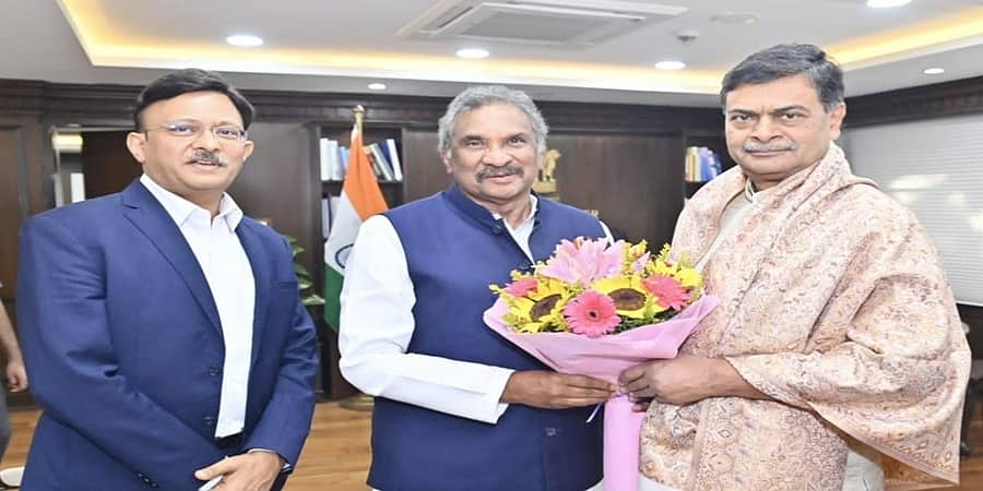 ರಾಜ್ಯದಲ್ಲಿ ವಿದ್ಯುತ್ ಉತ್ಪಾದನೆ ಕುಂಠಿತ: ಕೇಂದ್ರ ಸಚಿವ ಆರ್ ಕೆ ಸಿಂಗ್ ಭೇಟಿಯಾದ ಕೆ.ಜೆ.ಜಾರ್ಜ್!