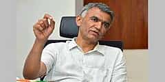 ಏರ್ ಪೋರ್ಟ್ ರಸ್ತೆಯಲ್ಲಿ ಸಂಚಾರ ದಟ್ಟಣೆ: ಸಮಸ್ಯೆ ಪರಿಹಾರಕ್ಕೆ ಹೆದ್ದಾರಿ ಪ್ರಾಧಿಕಾರದೊಂದಿಗೆ ಕೃಷ್ಣ ಬೈರೇಗೌಡ ಸಭೆ