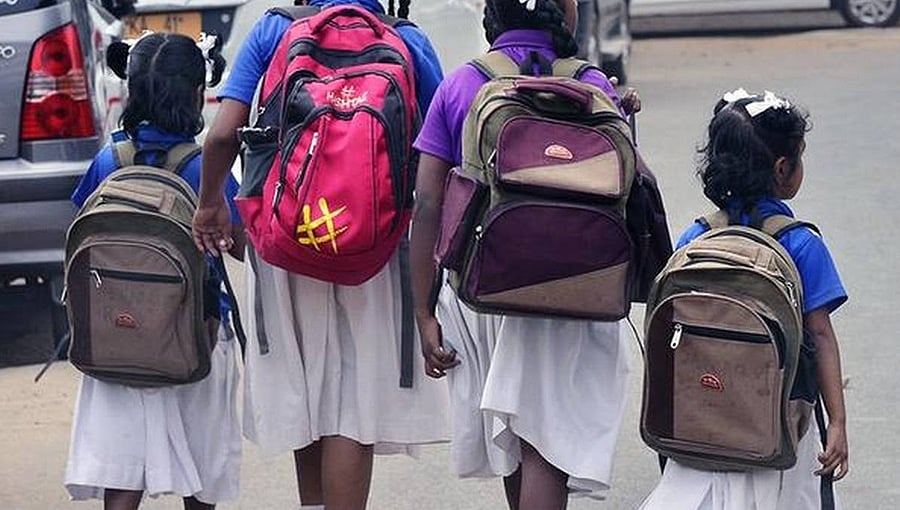ಶಾಲಾ ಸಮಯ ಬದಲಾವಣೆ: ಸಮಗ್ರ ವರದಿ ಸಲ್ಲಿಸಲು ಸರ್ಕಾರಕ್ಕೆ 8 ವಾರಗಳ ಕಾಲಾವಕಾಶ ನೀಡಿದ ಹೈಕೋರ್ಟ್