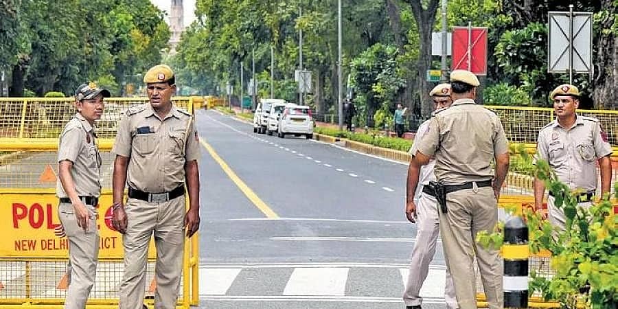 ಇಸ್ರೇಲ್-ಹಮಾಸ್ ಯುದ್ಧ; ಗುಪ್ತಚರ ಮಾಹಿತಿ ಹಿನ್ನೆಲೆ ದೆಹಲಿಯಲ್ಲಿ ಹೈ ಅಲರ್ಟ್, ಭದ್ರತೆ ಹೆಚ್ಚಿಸಿದ ಪೊಲೀಸರು