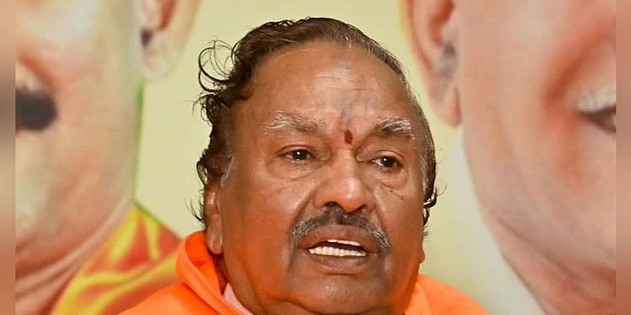ಶಿವಮೊಗ್ಗ ಗಲಾಟೆ: ಮೆಗ್ಗಾನ್ ಆಸ್ಪತ್ರೆಗೆ ಮಾಜಿ ಸಚಿವ ಕೆಎಸ್ ಈಶ್ವರಪ್ಪ ಭೇಟಿ, ಸರ್ಕಾರದ ವಿರುದ್ಧ ವಾಗ್ದಾಳಿ