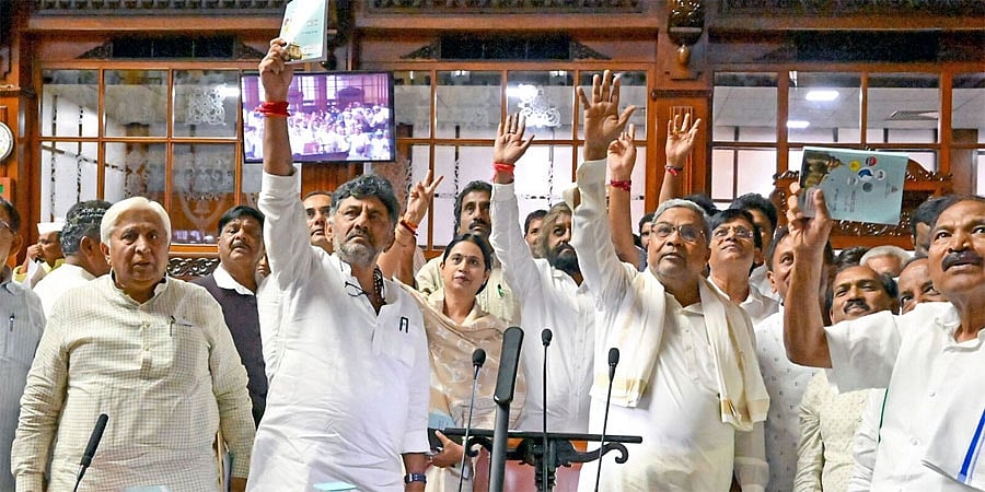 ಬಂಡಾಯದ ಬೆಂಕಿ ಇದ್ದರೂ ಸಿದ್ದರಾಮಯ್ಯ ನಿಗೂಢ ಮೌನ!? (ಸುದ್ದಿ ವಿಶ್ಲೇಷಣೆ)