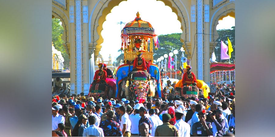 Mysuru Dasara 2023: ವಿಶ್ವವಿಖ್ಯಾತ ಜಂಬೂಸವಾರಿ; ಸಕಲ ಸಿದ್ಧತೆ ಪೂರ್ಣ, 4ನೇ ಬಾರಿ ಅಂಬಾರಿ ಹೊರಲಿರುವ ಅಭಿಮನ್ಯು