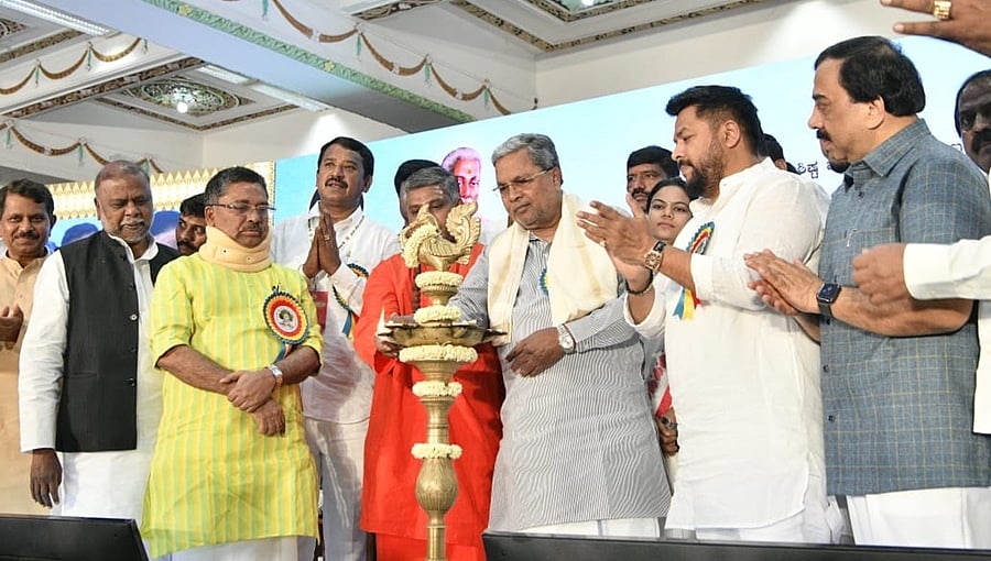 ಪರಿಶಿಷ್ಟ ಪಂಗಡಗಳ ಅಭಿವೃದ್ಧಿಗೆ ಪ್ರತ್ಯೇಕ ಸಚಿವಾಲಯ ಉದ್ಘಾಟಿಸಿದ ಸಿಎಂ ಸಿದ್ದರಾಮಯ್ಯ