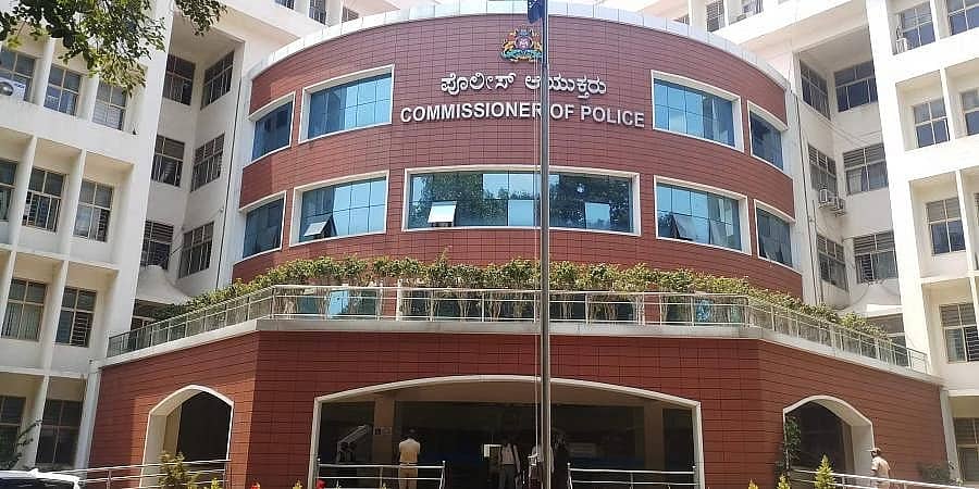 16ನೇ ಮಹಡಿಯಿಂದ ಬಿದ್ದು ವಿದ್ಯಾರ್ಥಿ ಸಾವು: ಸಾವಿನ ಸುತ್ತ ಹಲವು ಅನುಮಾನಗಳ ಹುತ್ತ, ತನಿಖೆ ಆರಂಭ