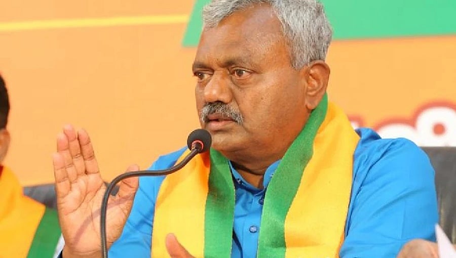 ಡಿ.ಕೆ ಶಿವಕುಮಾರ್ ತೇಜೋವಧೆಗೆ ಕುಮಾರಸ್ವಾಮಿ ಪ್ಲಾನ್: ನಕಲಿ ಸಿಮ್ ಕಾರ್ಡ್ ಖರೀದಿ, ನೇಪಾಳ-ಕೆನಡಾದಿಂದ ರೆಕಾರ್ಡ್; ST ಸೋಮಶೇಖರ್