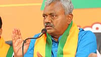 ಡಿ.ಕೆ ಶಿವಕುಮಾರ್ ತೇಜೋವಧೆಗೆ ಕುಮಾರಸ್ವಾಮಿ ಪ್ಲಾನ್: ನಕಲಿ ಸಿಮ್ ಕಾರ್ಡ್ ಖರೀದಿ, ನೇಪಾಳ-ಕೆನಡಾದಿಂದ ರೆಕಾರ್ಡ್; ST ಸೋಮಶೇಖರ್