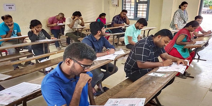 ನಿಗಮ, ಮಂಡಳಿ ನೇಮಕಾತಿ ಪರೀಕ್ಷೆ: ಅಭ್ಯರ್ಥಿಗಳಿಗೆ ಡ್ರೆಸ್ ಕೋಡ್, ಕೆಇಎ ಆದೇಶ!