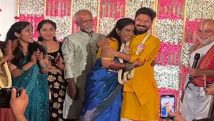 ಹಸೆಮಣೆ ಏರಲು ಸಂಗೀತ ನಿರ್ದೇಶಕ ವಾಸುಕಿ ವೈಭವ್ ಸಜ್ಜು: ತಮ್ಮ ಬಹುಕಾಲದ ಗೆಳತಿ ಜೊತೆ ವಿವಾಹ!