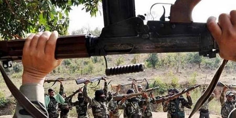 ಸಿಎಂ ಶಿಂಧೆ ಭೇಟಿ ಕೊಟ್ಟ ಮರುದಿನವೇ ಗಡ್ಚಿರೋಲಿಯಲ್ಲಿ ನಕ್ಸಲರಿಂದ ಯುವಕನ ಹತ್ಯೆ!