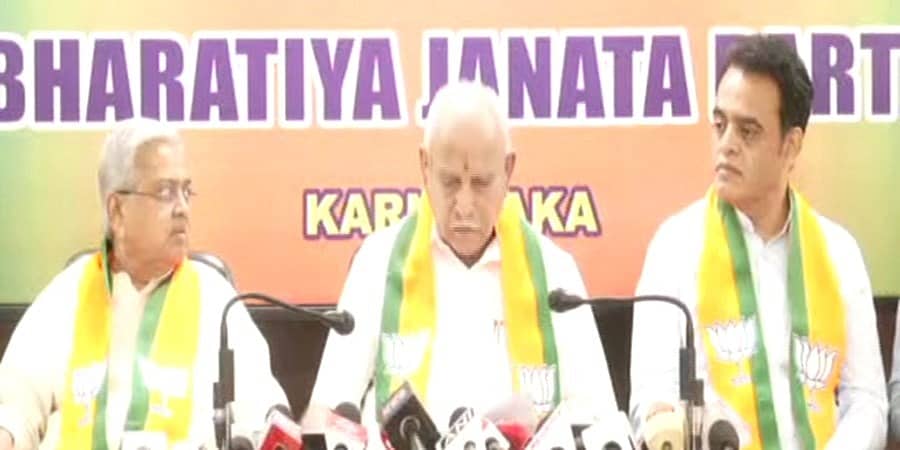 ಮೋದಿ ಬಗ್ಗೆ ಅನಗತ್ಯ ಟೀಕೆ ಮಾಡುವುದು ಸಿದ್ದರಾಮಯ್ಯ ಚಾಳಿ; ಕಾಂಗ್ರೆಸ್ ನವರು ನಾಯಿ-ನರಿಗಳಂತೆ ಕಚ್ಚಾಡುತ್ತಾರೆ: ಯಡಿಯೂರಪ್ಪ