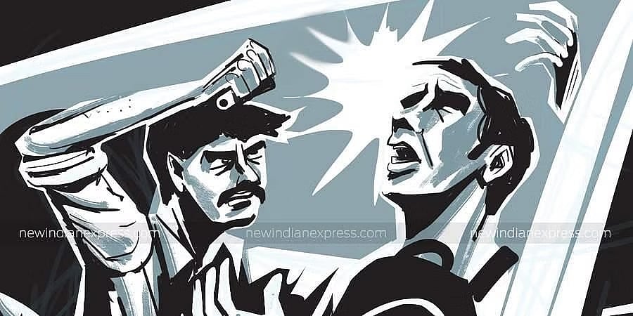 ಬೆಂಗಳೂರು: ‘ಕಾರ್ ಪೂಲಿಂಗ್ ಬೇಡ’ ಎಂಬ ಪೋಸ್ಟರ್ ಹಾಕಿದ್ದಕ್ಕೆ ಆಟೋ ಚಾಲಕನ ಮೇಲೆ ಹಲ್ಲೆ