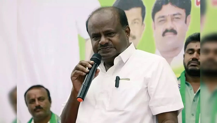 'ಬಲ'ಕ್ಕೆ ವಾಲುತ್ತಿದ್ದಾರಾ ಕುಮಾರಸ್ವಾಮಿ?; ಸಮಯ ಬಂದ್ರೆ ದತ್ತಮಾಲೆ ಧಾರಣೆ: ಎಚ್‌ಡಿಕೆಗೆ ಹಿಂದೂಪರ ಸಂಘಟನೆಗಳ ಬೆಂಬಲ