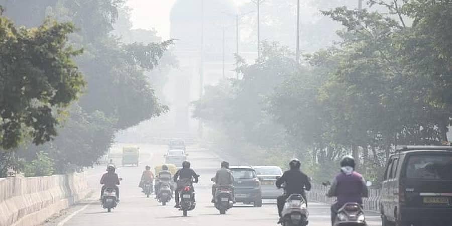 ದೆಹಲಿಯಲ್ಲಿ ಮಾಲಿನ್ಯ ಮತ್ತಷ್ಟು ಹೆಚ್ಚಳ: ಅತ್ಯಂತ ಕಳಪೆ ಹಂತಕ್ಕೆ ತಲುಪಿದ ಎಕ್ಯುಐ ಮಟ್ಟ
