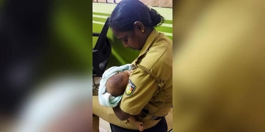 ಕೊಚ್ಚಿ: ವಲಸೆ ಮಗುವಿಗೆ ತಾಯಿಯಾದ ಪೊಲೀಸ್ ಅಧಿಕಾರಿ; ಇಲಾಖೆ, ಸಾರ್ವಜನಿಕರಿಂದ ಮೆಚ್ಚುಗೆ