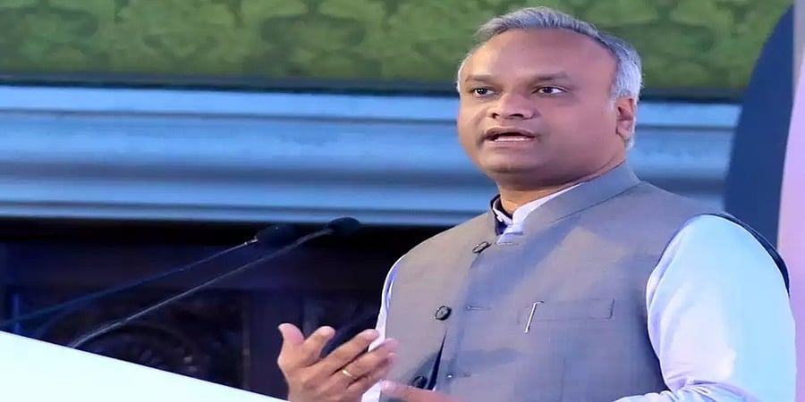 ಶ್ರೀಮಂತರು ಶ್ರೀಮಂತರಾಗುತ್ತಿದ್ದಾರೆ: ಗ್ಯಾರಂಟಿ ಯೋಜನೆಗಳ ಬಗ್ಗೆ ನಾರಾಯಣ ಮೂರ್ತಿ ಆಕ್ಷೇಪಕ್ಕೆ ಪ್ರಿಯಾಂಕ್ ಖರ್ಗೆ ತರಾಟೆ