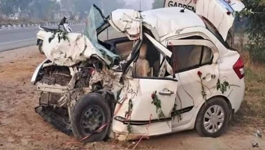 ಭೀಕರ ಅಪಘಾತ: ಟ್ರಾಲಿಗೆ ಕಾರು ಡಿಕ್ಕಿ, ವರ ಸೇರಿ ನಾಲ್ವರ ದುರ್ಮರಣ