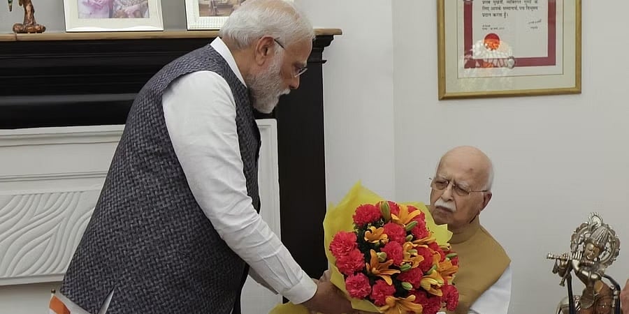 ಅಡ್ವಾಣಿ ನಿವಾಸಕ್ಕೆ ಭೇಟಿ ನೀಡಿ, ಜನ್ಮದಿನದ ಶುಭಾಶಯ ಕೋರಿದ ಪ್ರಧಾನಿ ಮೋದಿ