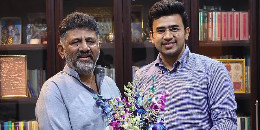 ದಿಢೀರ್ ಡಿಸಿಎಂ ಡಿಕೆ ಶಿವಕುಮಾರ್ ಭೇಟಿಯಾದ ಸಂಸದ ತೇಜಸ್ವಿ ಸೂರ್ಯ