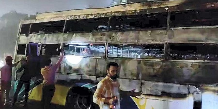 ಗುರುಗ್ರಾಮ್: ಚಲಿಸುತ್ತಿದ್ದ ಸ್ಲೀಪರ್ ಬಸ್ ಗೆ ಬೆಂಕಿ, ಇಬ್ಬರು ಸಾವು, 12 ಮಂದಿ ಪ್ರಯಾಣಿಕರಿಗೆ ಗಾಯ