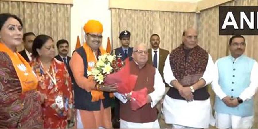 ರಾಜಸ್ಥಾನ ನಿಯೋಜಿತ ಸಿಎಂ ಭಜನ್‌ಲಾಲ್ ಶರ್ಮಾರಿಂದ ರಾಜ್ಯಪಾಲರ ಭೇಟಿ, ನೂತನ ಸರ್ಕಾರ ರಚನೆಗೆ ಹಕ್ಕು ಮಂಡನೆ