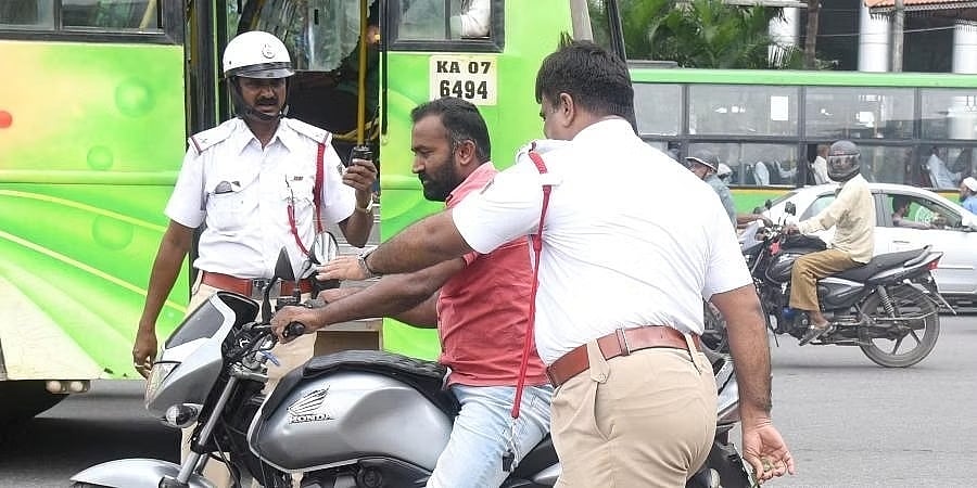 ಬೆಂಗಳೂರು ಟೆಕ್ಕಿಗಳೇ ಹುಷಾರ್, ಸಂಚಾರ ನಿಯಮ ಅನುಸರಿಸಿ, ಇಲ್ಲವೇ ನಿಮ್ಮ ಸಂಸ್ಥೆಗೆ ದೂರು!