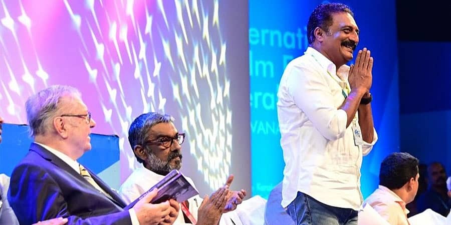 ಸಂಸತ್ ನಲ್ಲಿ ಭದ್ರತಾ ಲೋಪ: ದೇಶದಲ್ಲಿ ನಿರ್ಮಾಣವಾಗುತ್ತಿರುವ ನಿರೂಪಣೆಗಳ ಬಗ್ಗೆ ಎಚ್ಚರದಿಂದಿರಬೇಕು- ಪ್ರಕಾಶ್ ರೈ